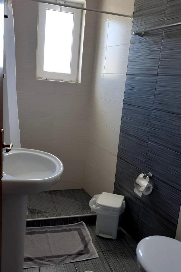 Nikolaki Rooms Pórto Ráfti Dış mekan fotoğraf